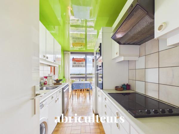 Magnifique panorama en dernier étage appartement T5 de 99m² en vente à Garches (92380)