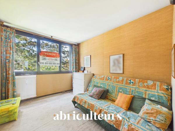 Magnifique panorama en dernier étage appartement T5 de 99m² en vente à Garches (92380)