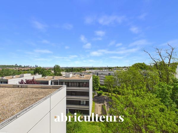 Magnifique panorama en dernier étage appartement T5 de 99m² en vente à Garches (92380)