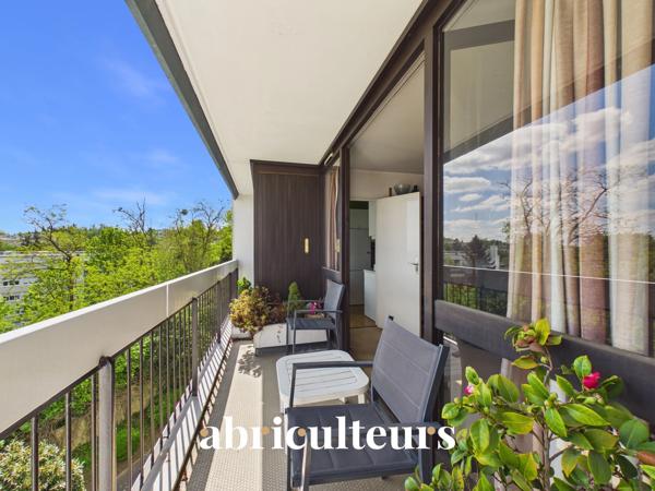 Magnifique panorama en dernier étage appartement T5 de 99m² en vente à Garches (92380)