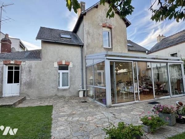 Maison de caractère avec beau jardin – plein centre de Savenay