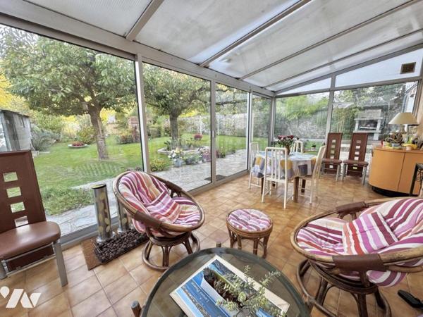 Maison de caractère avec beau jardin – plein centre de Savenay