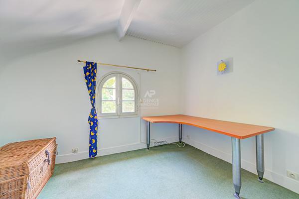 Maison Saint Germain en Laye / Le Pecq 7 pièces 174 m2 €845 000 ** - Référence 18269