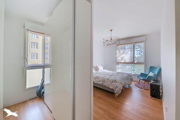Appartement à vendre 325 000 € Bordeaux 4 p 85 m² DPE C