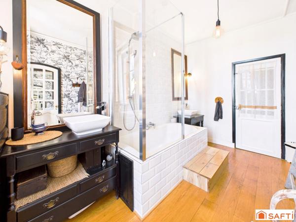 Magnifique Maison de Ville T6 195m2 avec jardin et piscine!!!