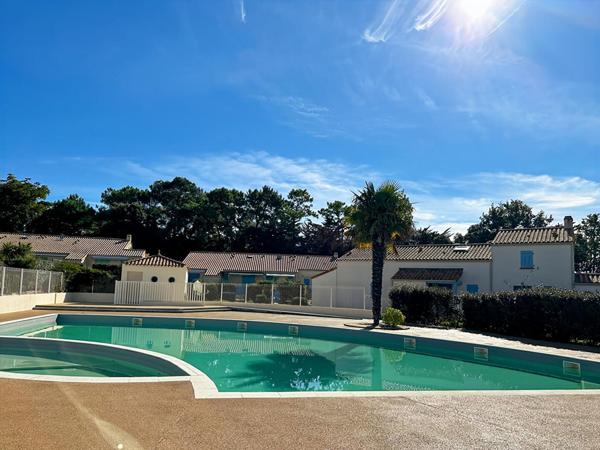 Maison T2 mezzanine dans résidence avec piscine