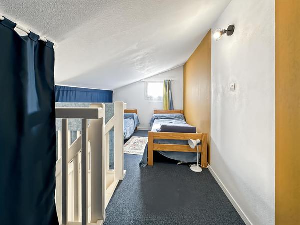 Maison T2 mezzanine dans résidence avec piscine