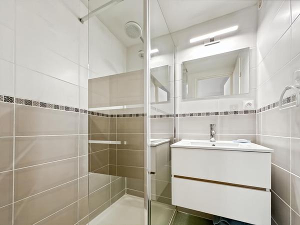 Maison T2 mezzanine dans résidence avec piscine