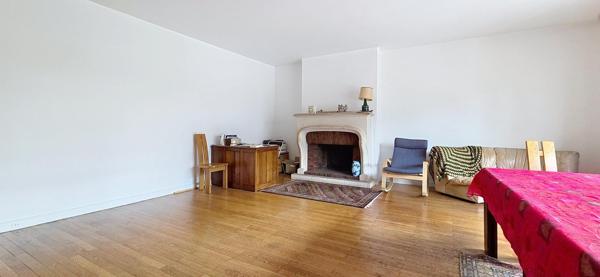 APPARTEMENT FAMILIAL-126 M2 A PROXIMITE DE LA GARE