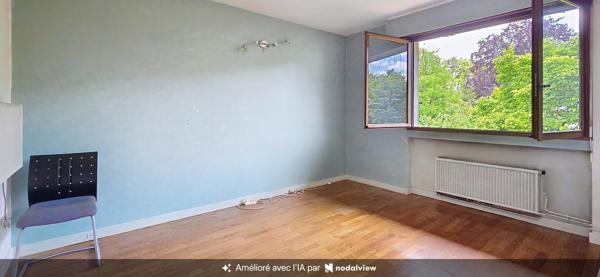 APPARTEMENT FAMILIAL-126 M2 A PROXIMITE DE LA GARE