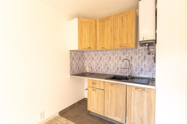 Appartement à Mandelieu-la-napoule 1 pièce(s) 24 m2