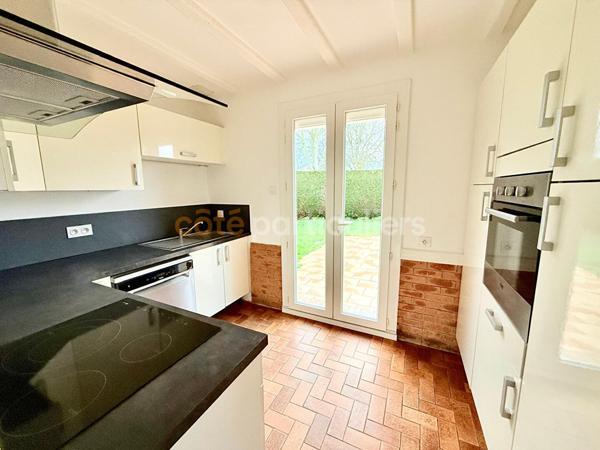 Location Maison85,88 m² - 4 Pièces - SAINT OUEN DE THOUBERVILLE (27310)