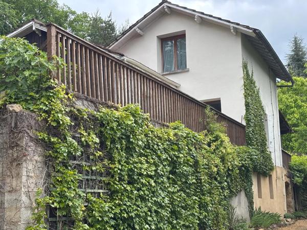 Maison nichée dans un cadre naturel - Pas de vis-à-vis.