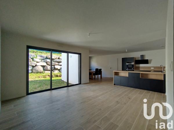 House for sale 4 rooms 98 m² Questembert