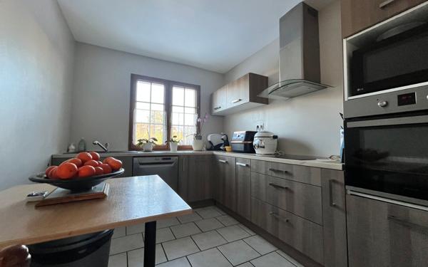 Maison à vendre    5 pièces •  Courcelles-sur-Seine