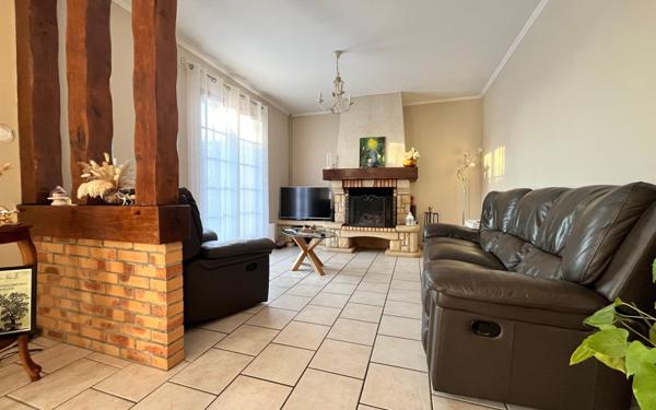 Maison à vendre    5 pièces •  Courcelles-sur-Seine