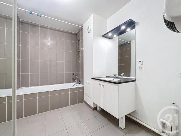 Appartement F3 à vendre  3 pièces - 82 m2 CHARTRES - 28