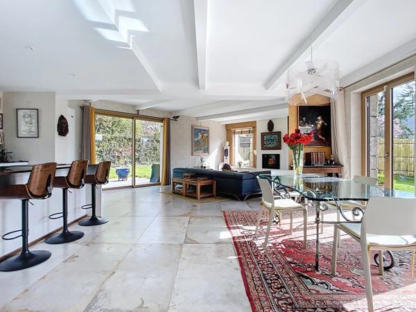 Maison familiale – Pacé – 5 chambres, terrain de 799 m²