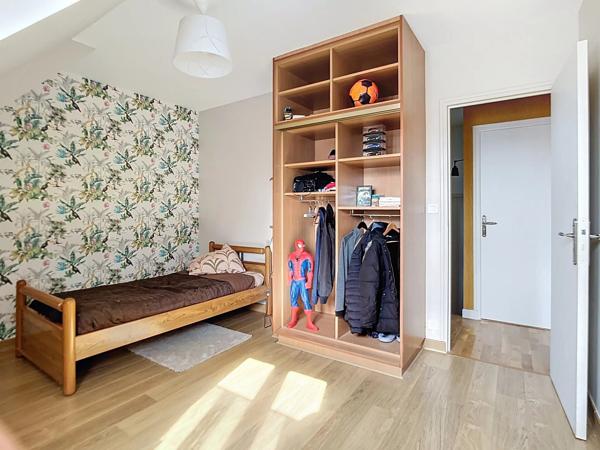 Maison familiale – Pacé – 5 chambres, terrain de 799 m²