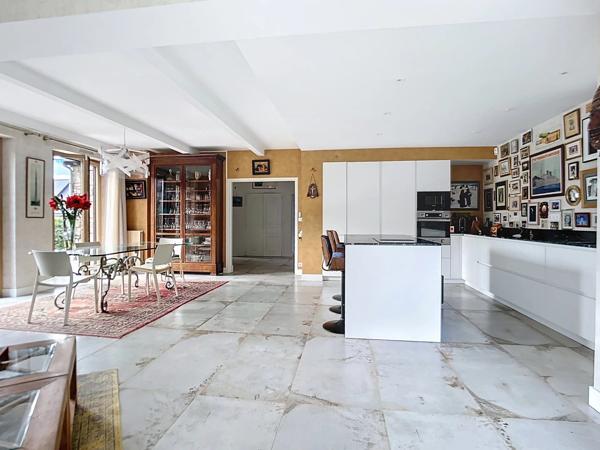 Maison familiale – Pacé – 5 chambres, terrain de 799 m²