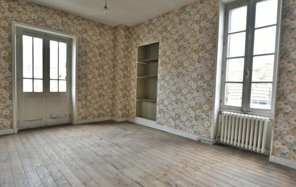 Vente Maison de ville Réf. Jonquille à rénover Cholet   