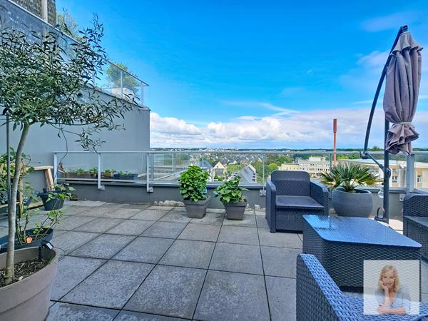Appartement
         4 pièces
        - 81 m² Exclusivité 325 000 € *