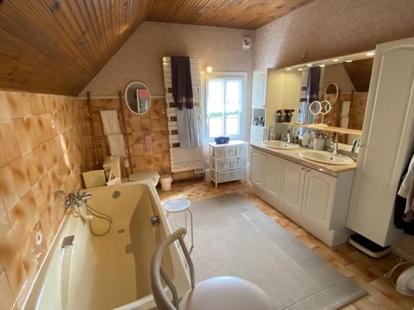 Maison 7 pièces - 260 m²