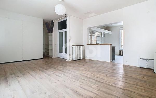 Maison à vendre    1 pièce • 485 m2 Alfortville