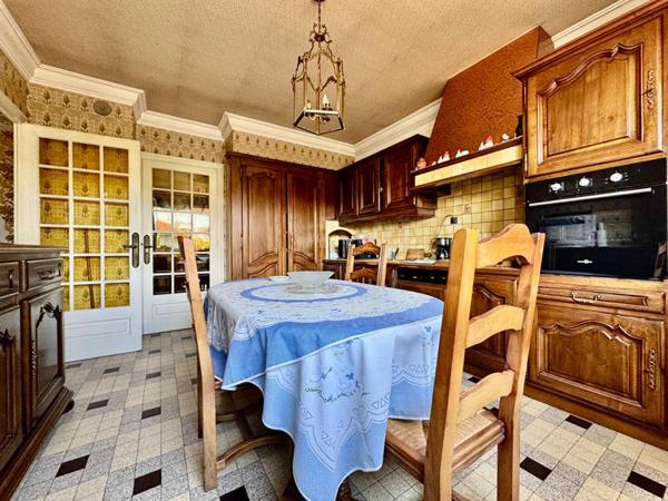 Maison Chassieu 6 pièces 174 m2 Chassieu CENTRE