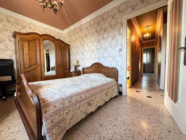 Maison Chassieu 6 pièces 174 m2 Chassieu CENTRE