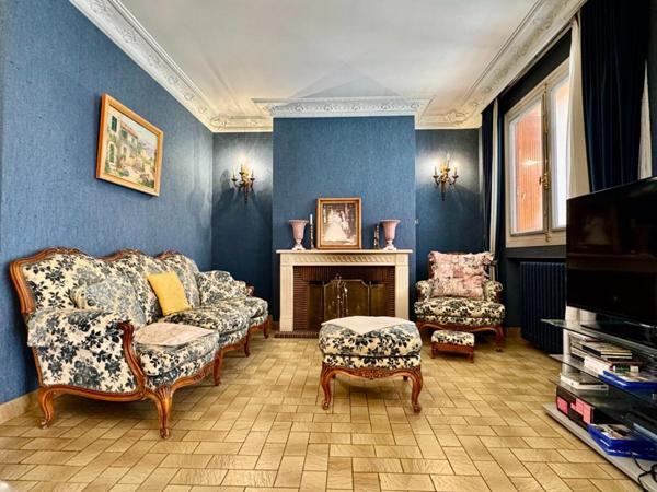 Maison Chassieu 6 pièces 174 m2 Chassieu CENTRE