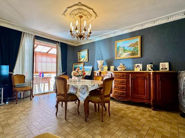 Maison Chassieu 6 pièces 174 m2 Chassieu CENTRE