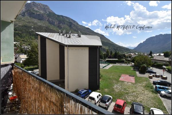 L'ARGENTIERE LA BESSEE (05), T3 avec balcon plein sud et vues montagne, aux portes des Écrins.