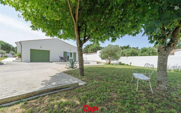 Maison à vendre    5 pièces • 199 m2 Sainte-Marie-de-Ré