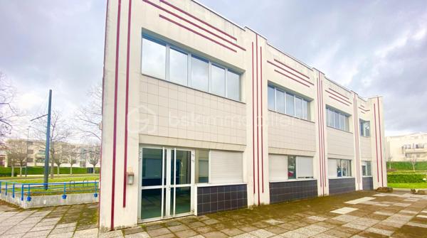 Local commercial de 178 m²
