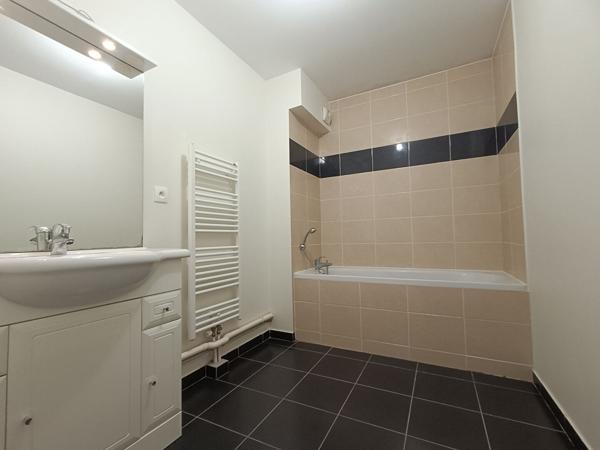 Appartement 3 pièces à vendre à La Riche résidence Botanica