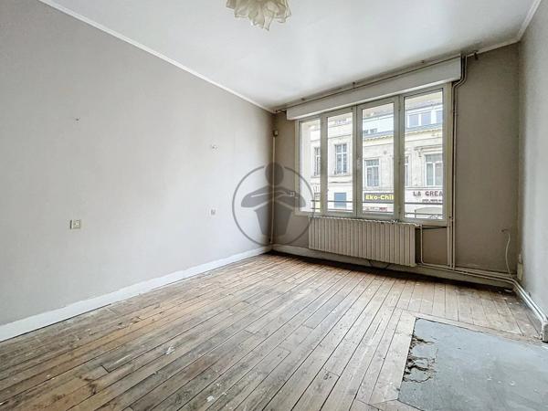 Vente Immeuble 8 pièces 186 m2 à Saint-Quentin
