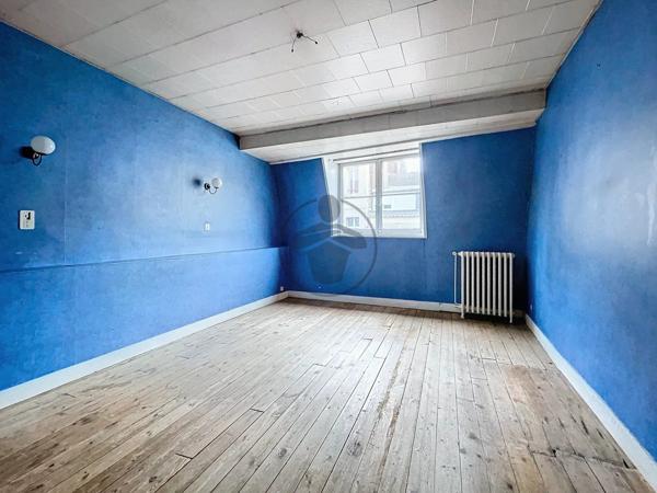 Vente Immeuble 8 pièces 186 m2 à Saint-Quentin