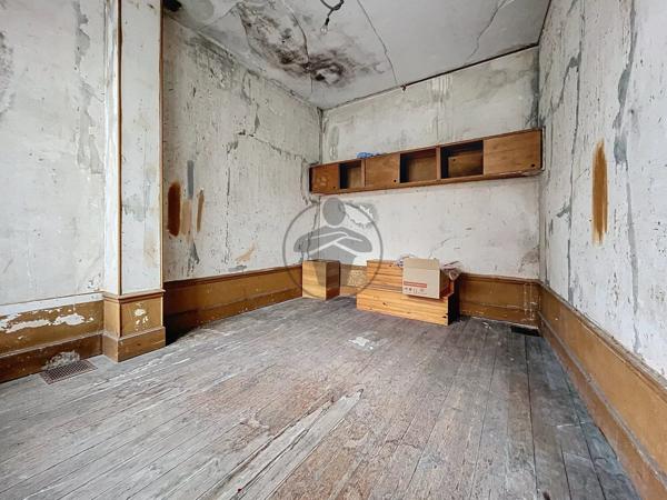 Vente Immeuble 8 pièces 186 m2 à Saint-Quentin