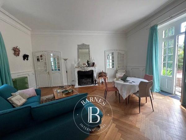 Saint-Avertin, Propriété 6 Chambres -  392 m² à vendre
