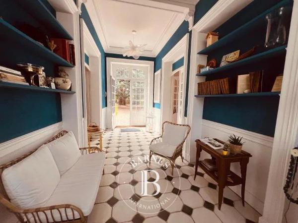 Saint-Avertin, Propriété 6 Chambres -  392 m² à vendre