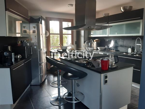 Maison 5 pièces - 138 m²