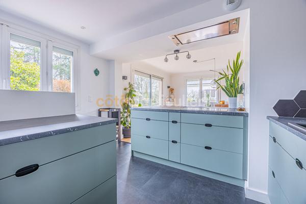 Vente Maison180 m² - 9 Pièces - BOUGUENAIS (44340)