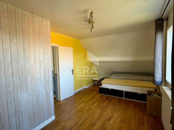 Maison familiale 5 chambres avec vie de plain-pied  proche mer et Caen