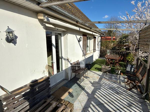 Maison familiale 5 chambres avec vie de plain-pied  proche mer et Caen