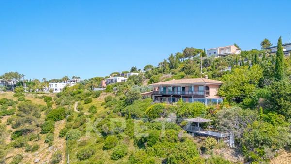 Exclusivité - Carqueiranne – La Californie - Villa 300 m2 - Fort potentiel