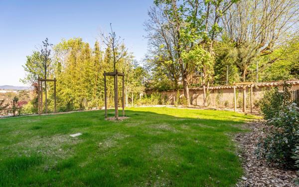 Appartement à vendre    5 pièces • 103 m2 Francheville