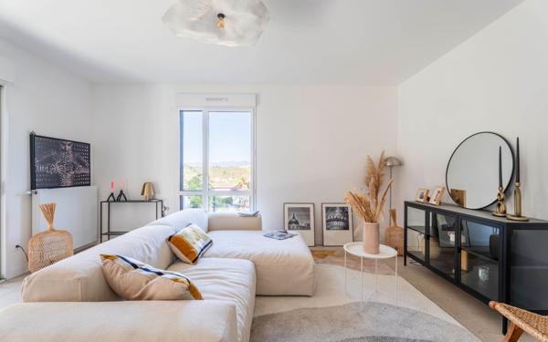 Appartement à vendre    5 pièces • 103 m2 Francheville