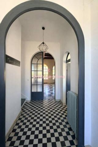 Maison à vendre 10 pièces de 297 m²