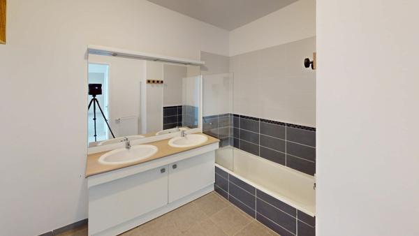 Appartement à louer    3 pièces •  Toulouse